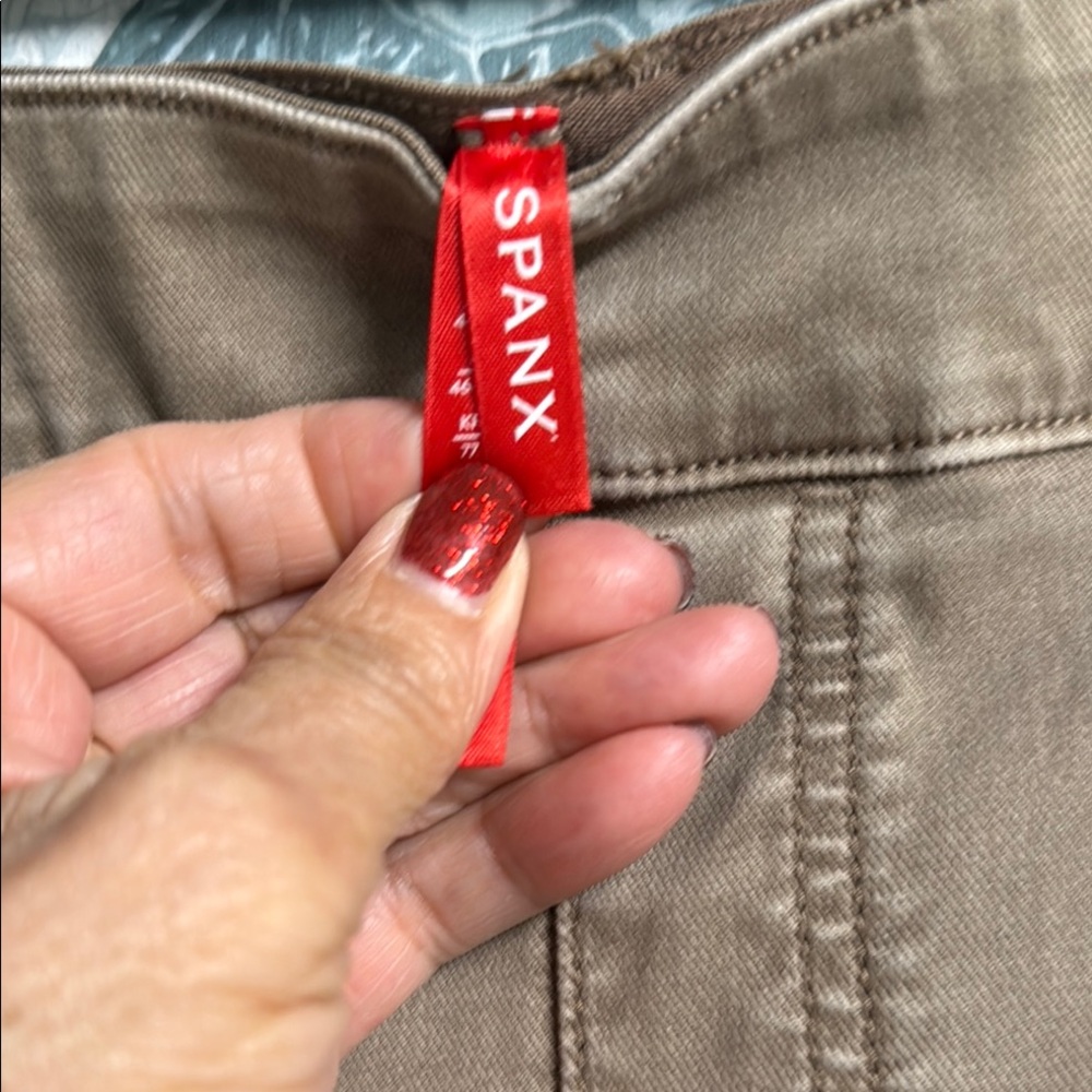 SPANX stretch twill wide leg cropped pants